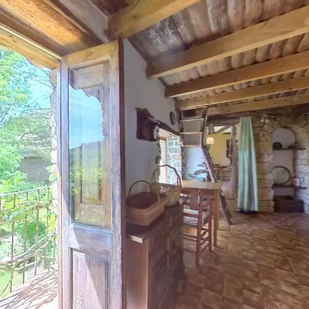 Casa vacanze La Rectoria De - Rural Holiday Accomodation Rivert